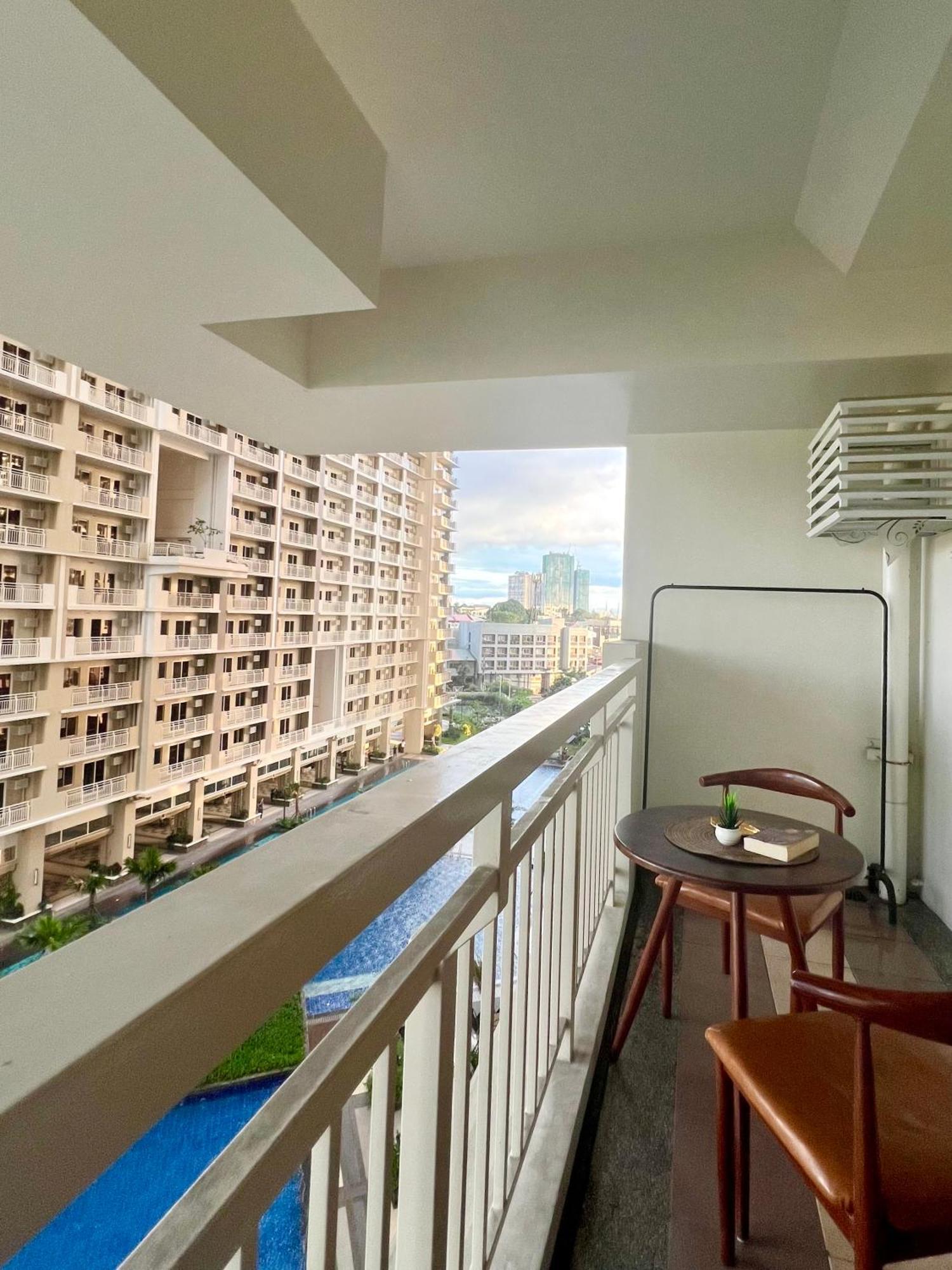 Brixton Place, Weston Tower Manila Dış mekan fotoğraf